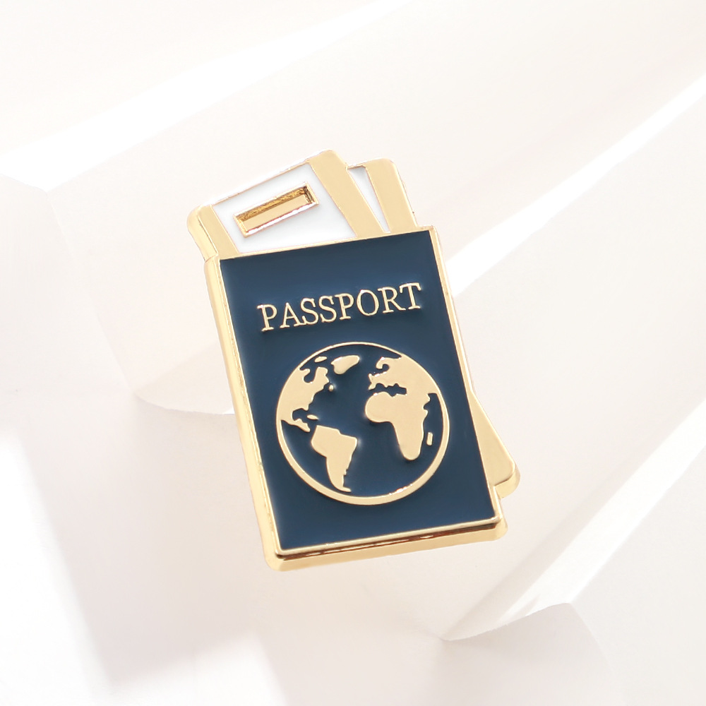Passport Plane Earth Adventure - Qantas Travel Accessories review and price