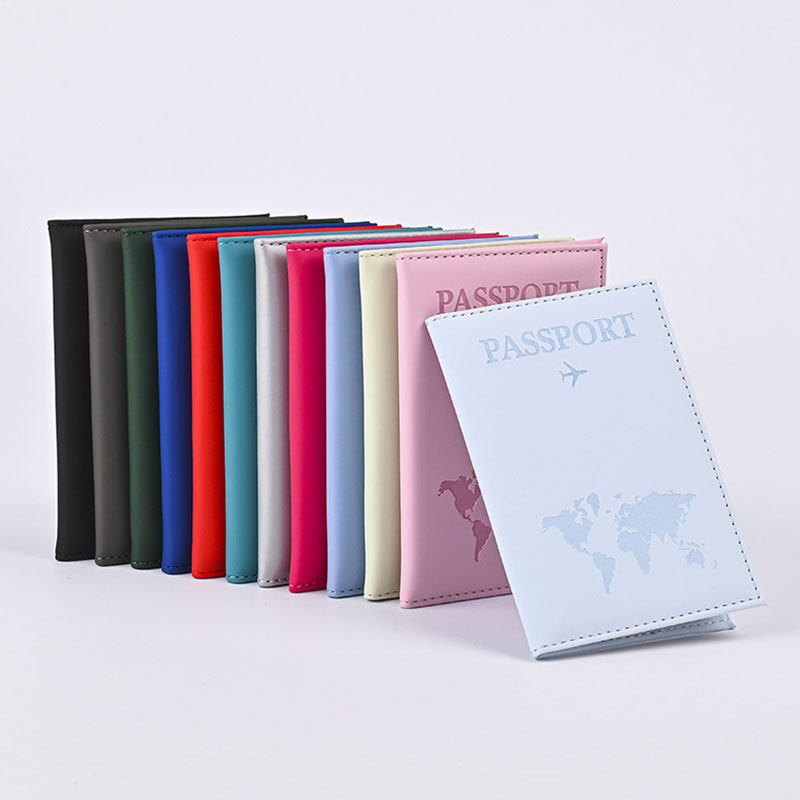 Lover The World Map Passport C - Qantas Travel Accessories review and price
